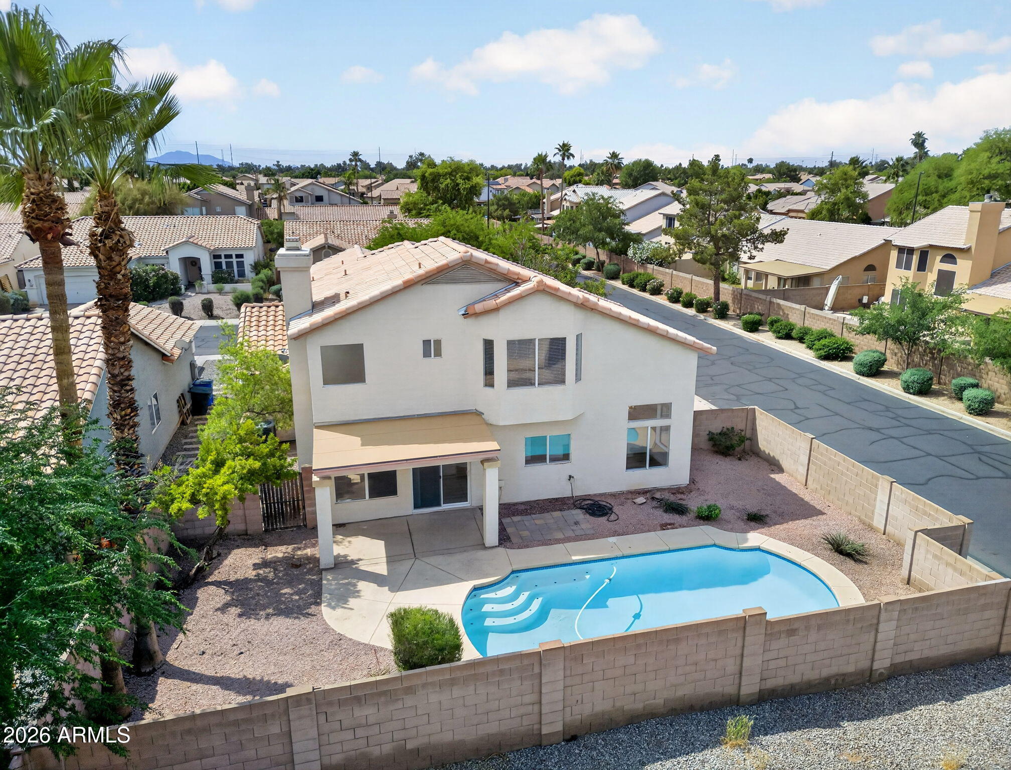 1542 E Stanford Avenue