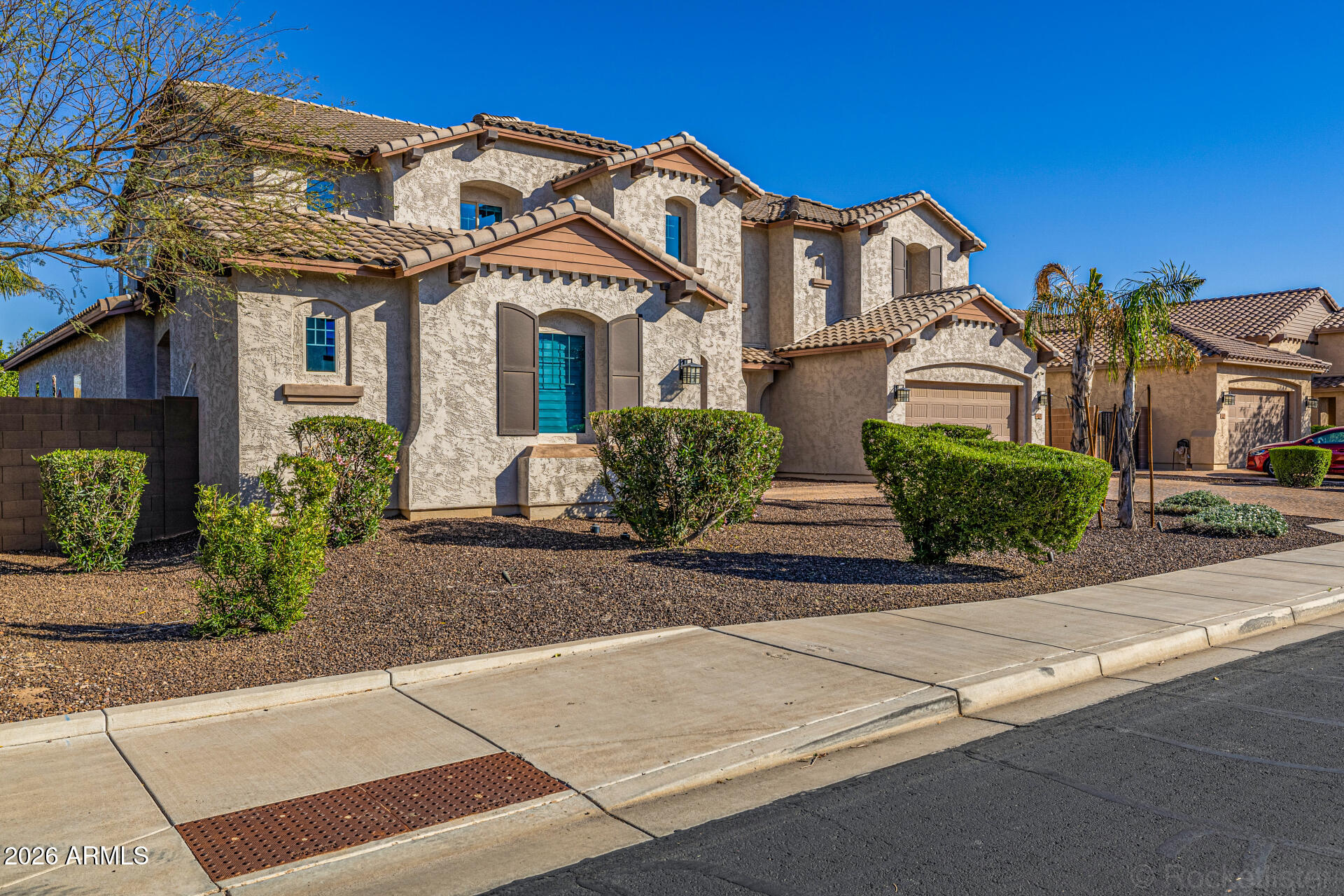 2613 S Velvendo Drive