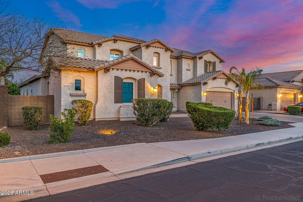 Photo of 2613 S Velvendo Drive, Gilbert, AZ 85295 (MLS # 6995159)