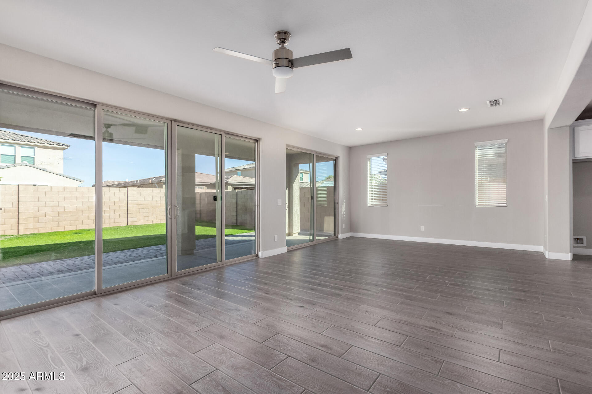 23092 E VIA DEL ORO --