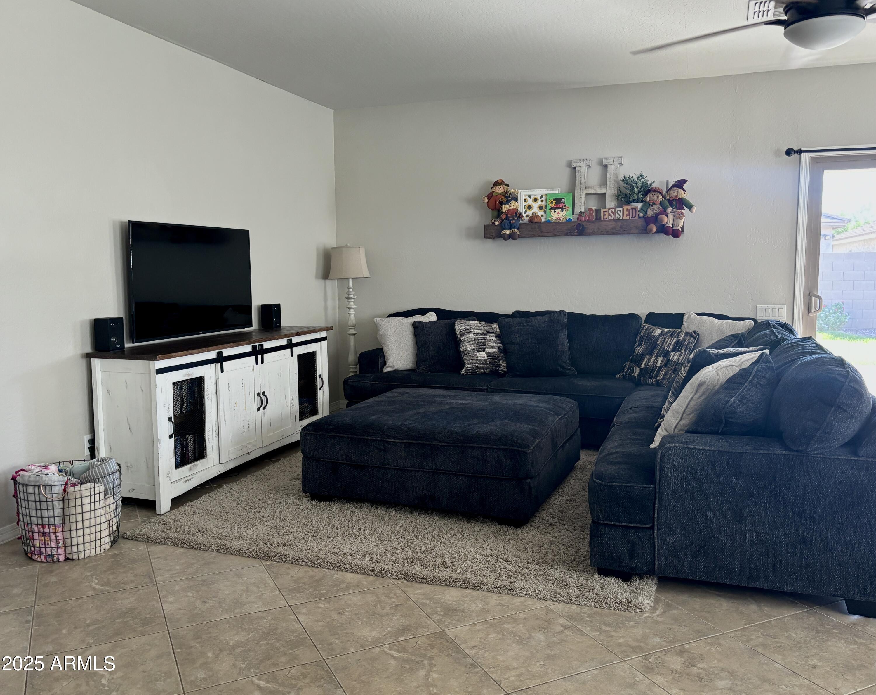 10909 E SENTIERO Avenue