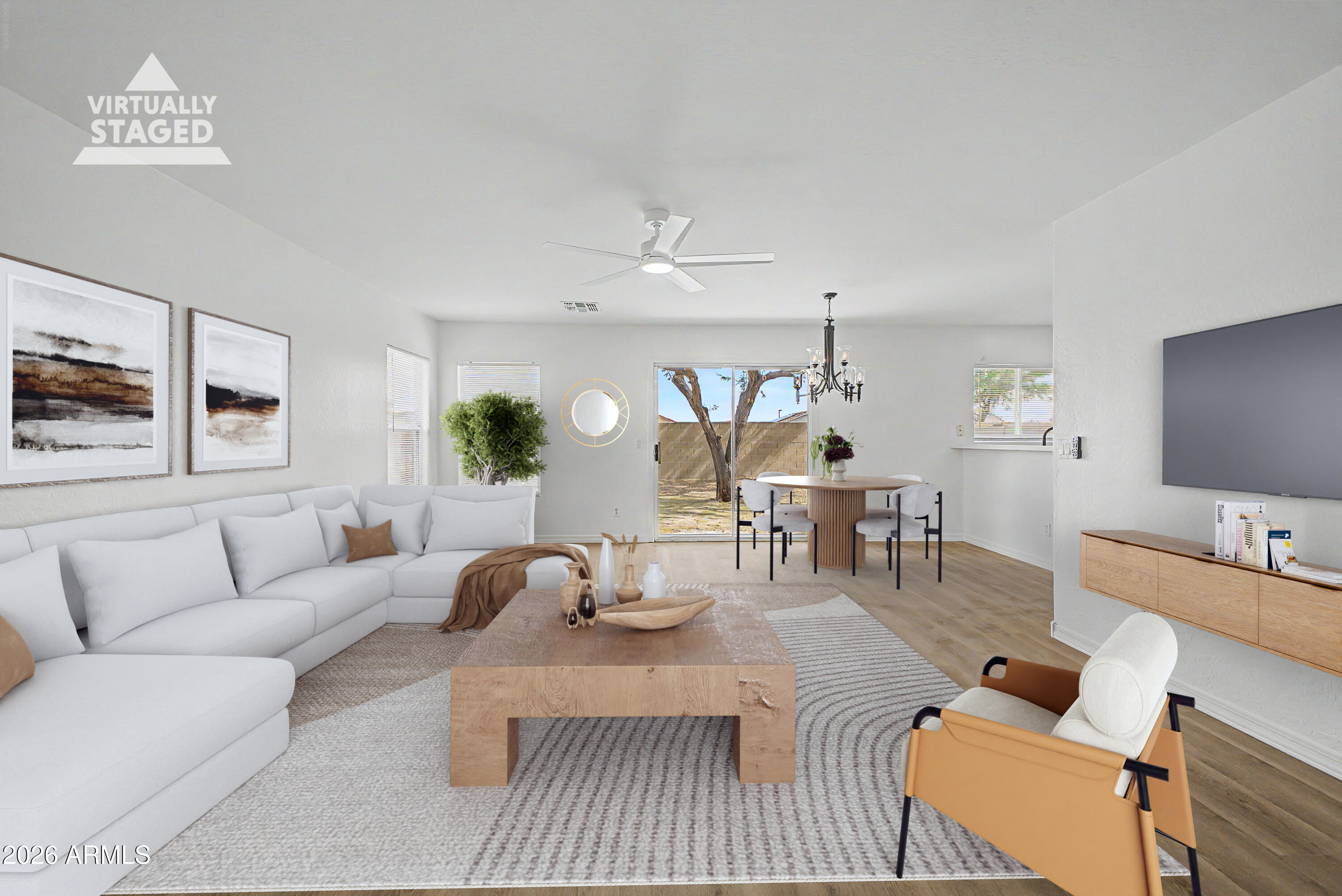 22291 W MESQUITE Drive