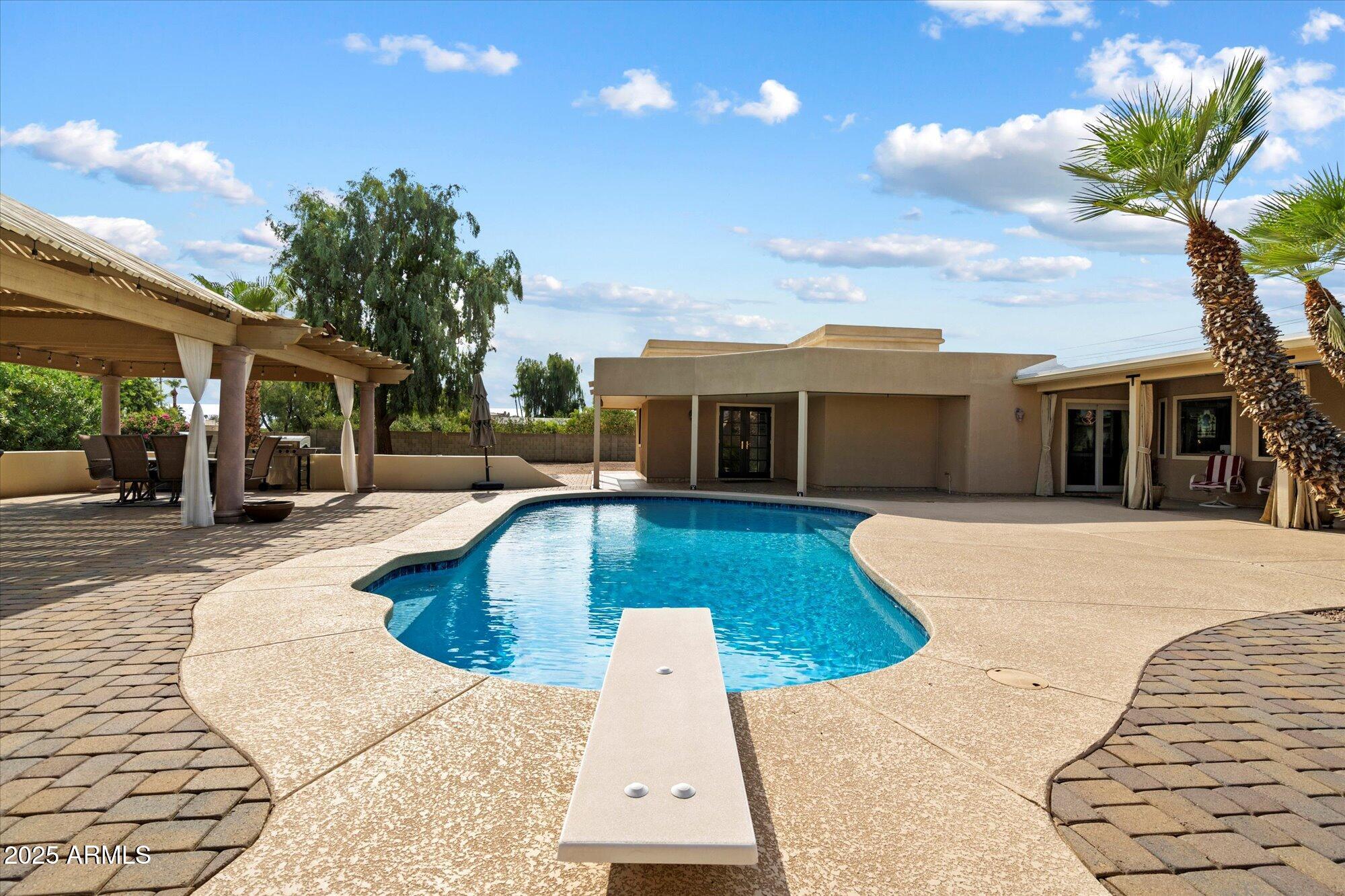 7341 E Sutton Drive