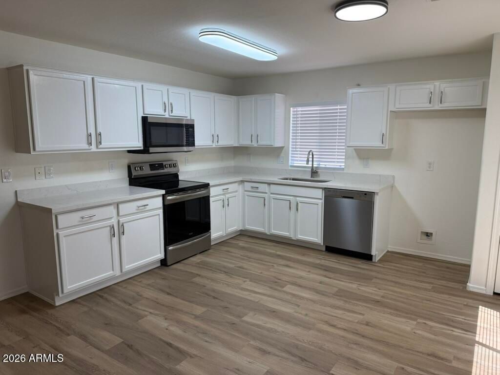 Photo of 12009 W Holly Street, Avondale, AZ 85392 (MLS # 7013003)