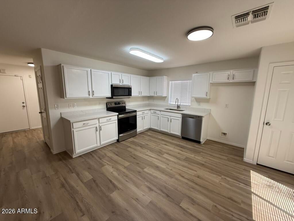 Photo of 12009 W Holly Street, Avondale, AZ 85392 (MLS # 7013003)