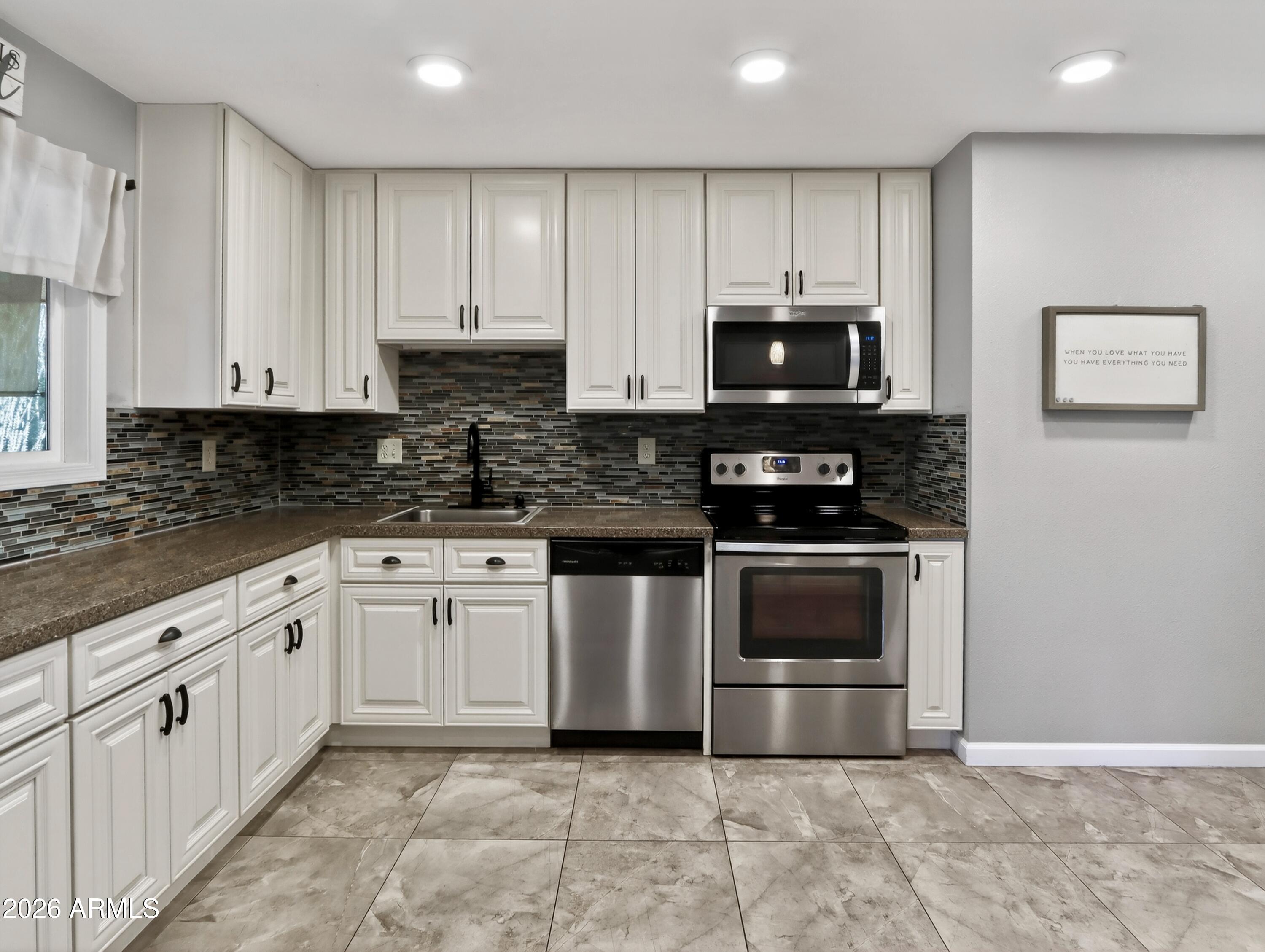 12922 W BONANZA Drive