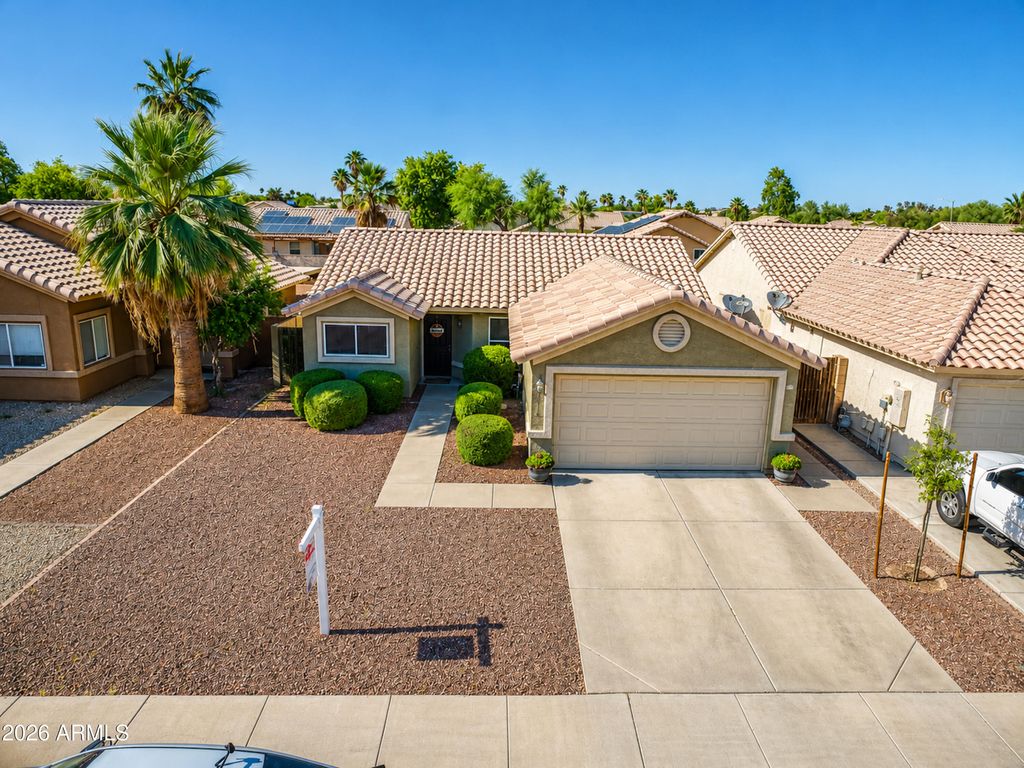 Photo of 16118 W Lincoln Street, Goodyear, AZ 85338 (MLS # 7023507)