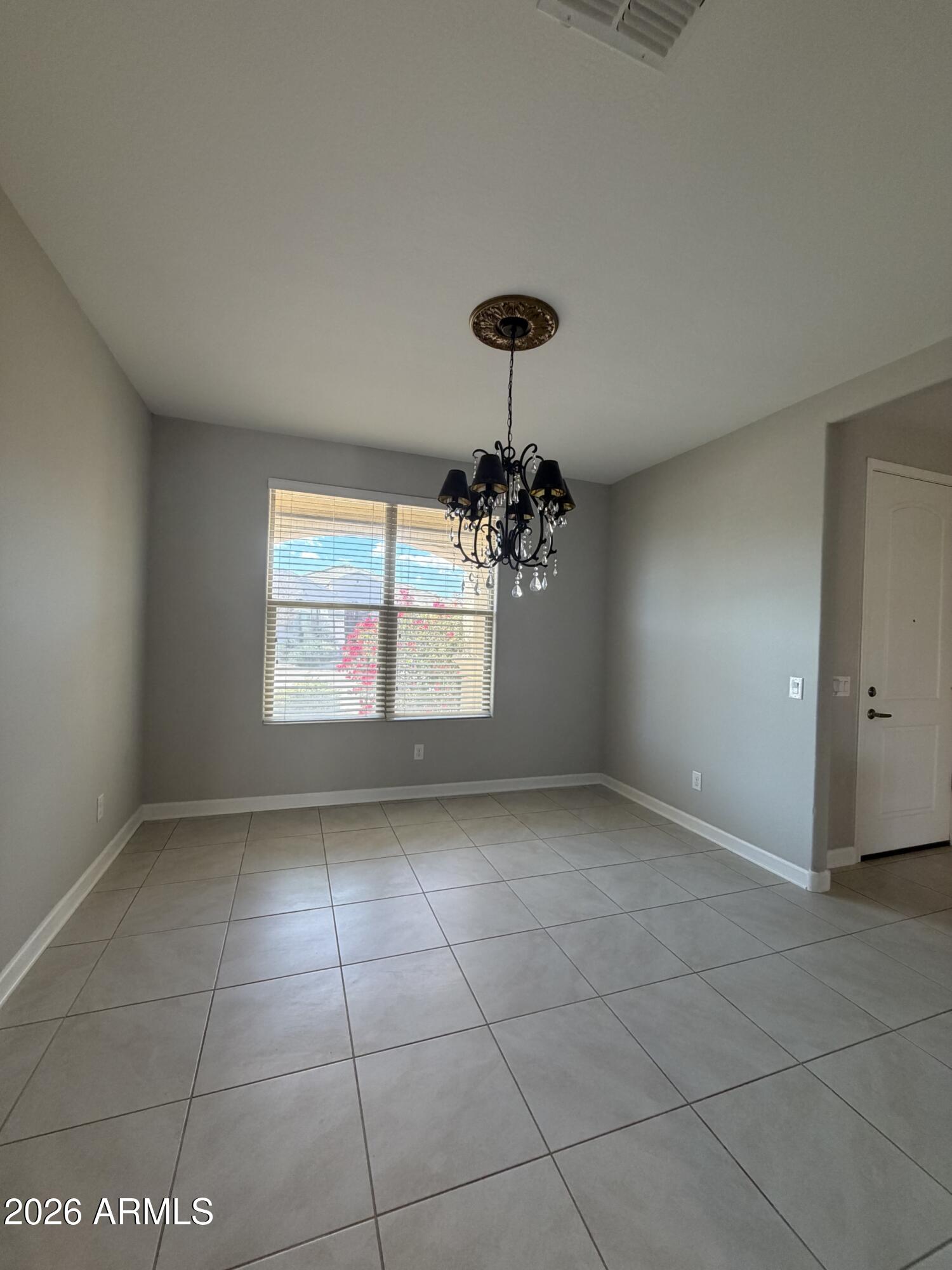 658 W BELMONT RED Trail