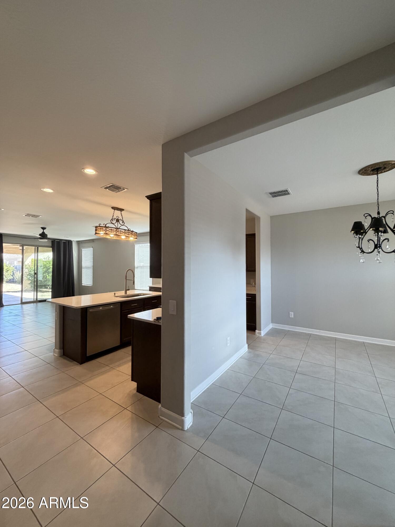 658 W BELMONT RED Trail