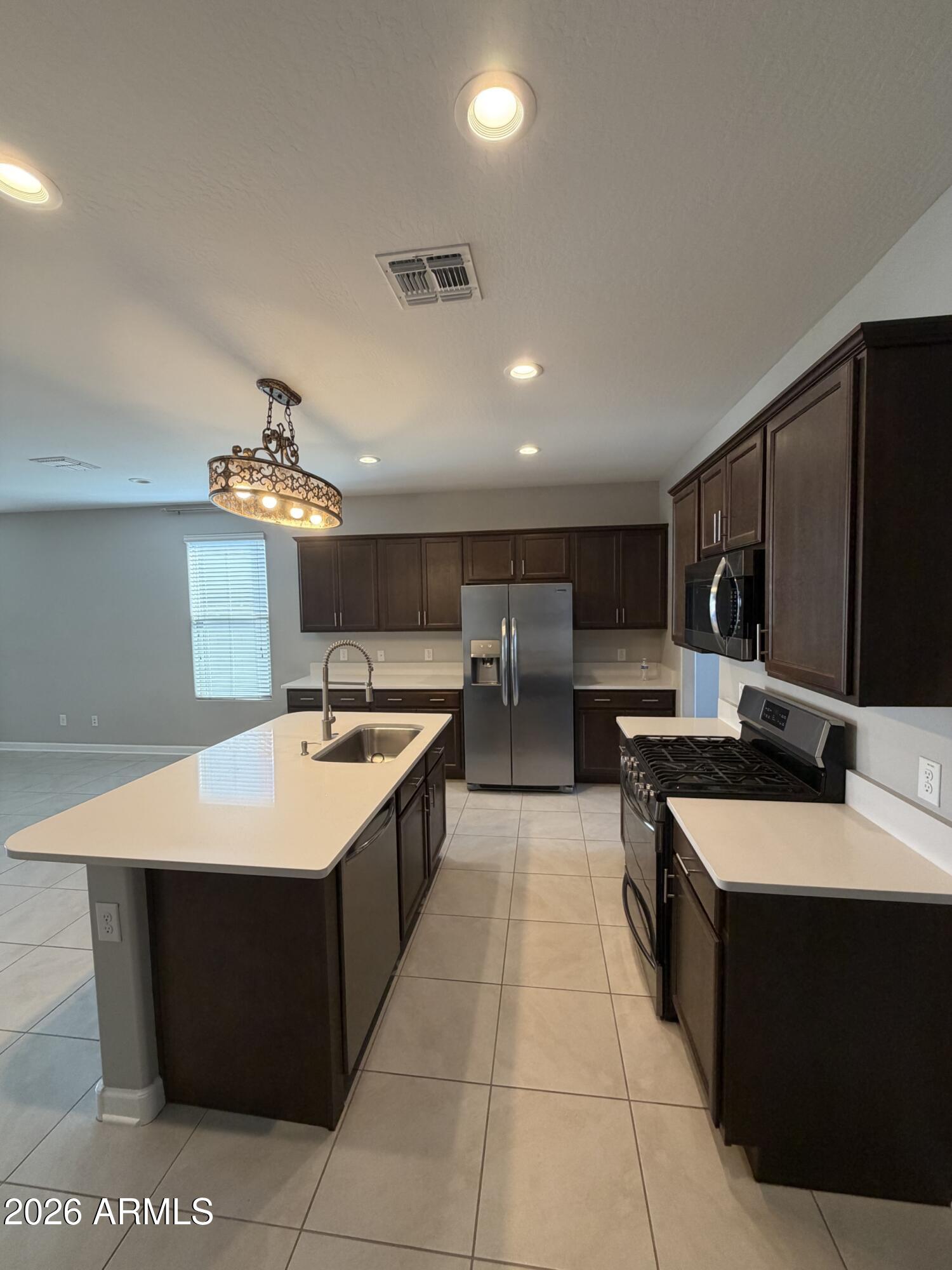 658 W BELMONT RED Trail