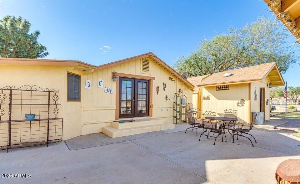 3232 W Carver Road