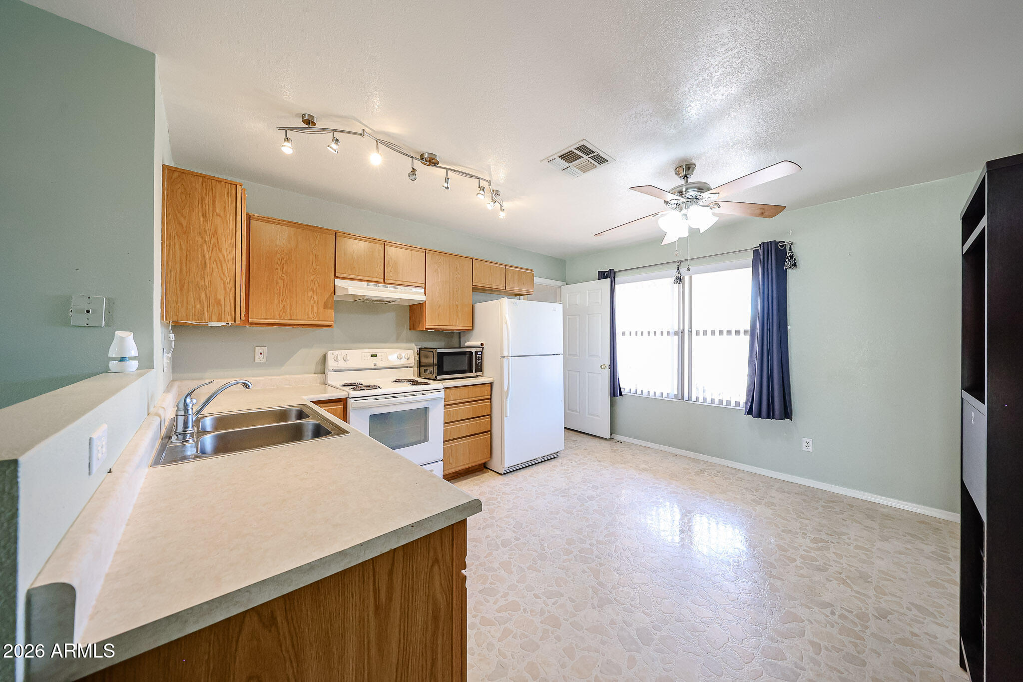 11778 W COLUMBINE Drive