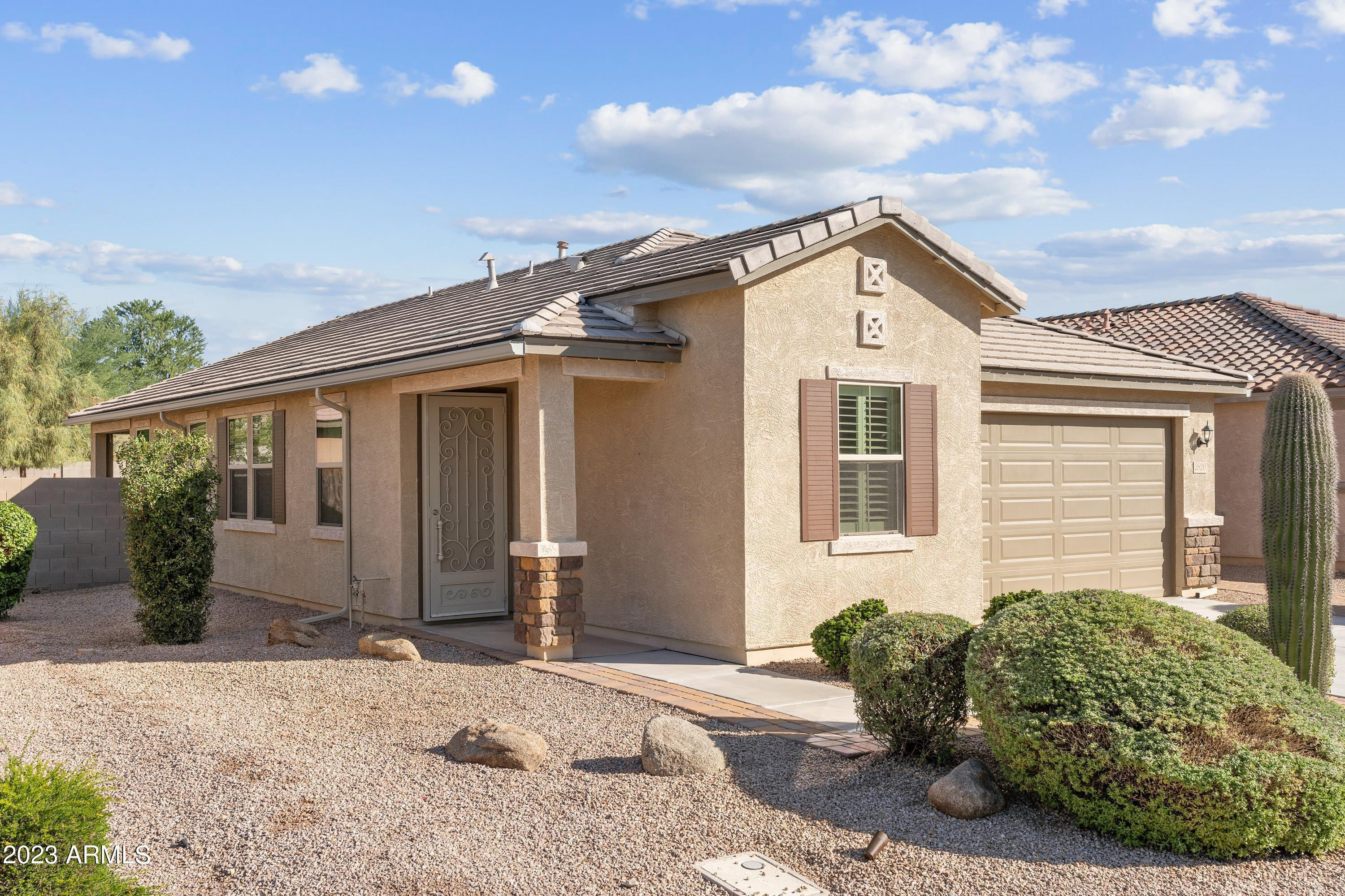 2820 E Detroit Street