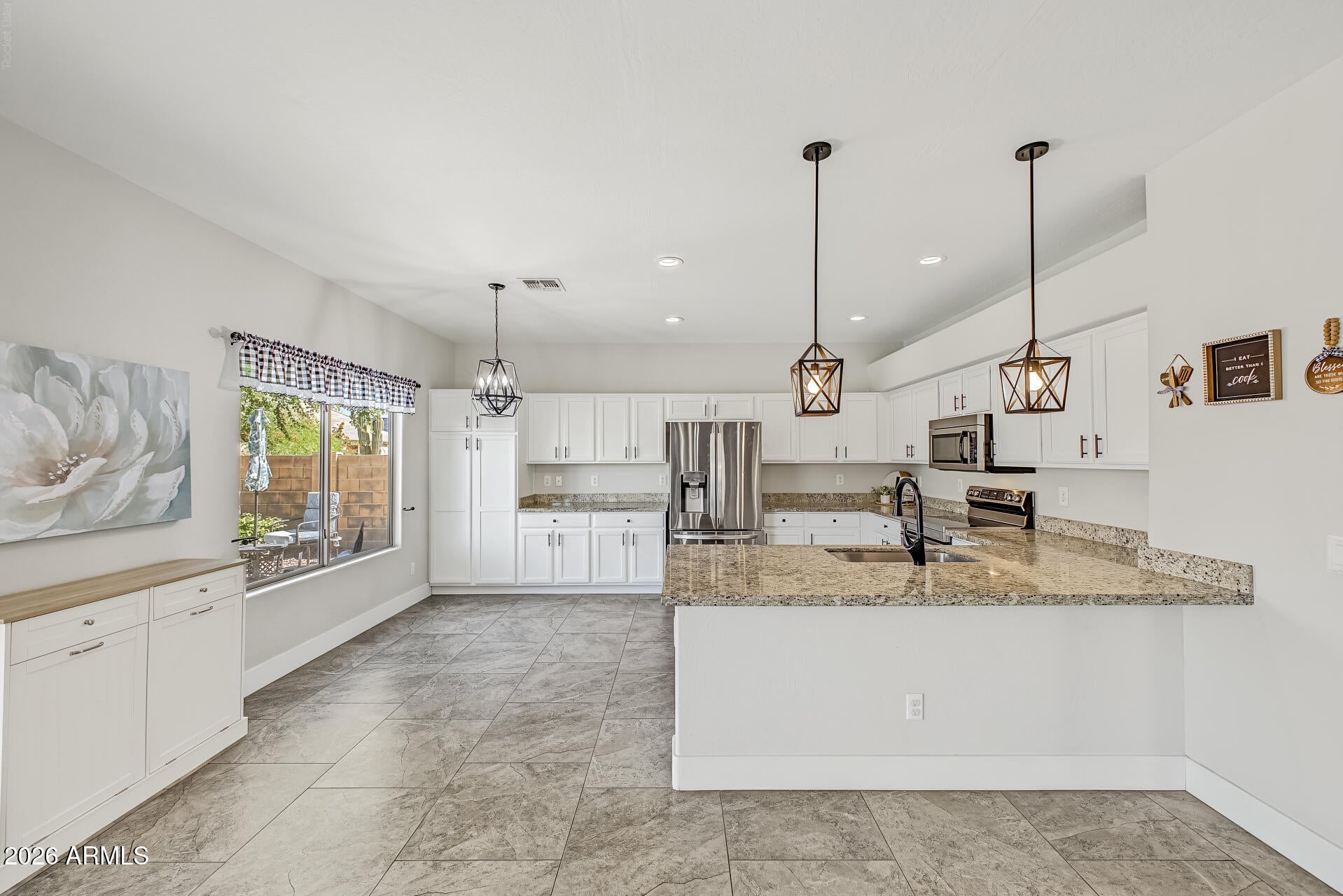 700 W DESERT BASIN Drive