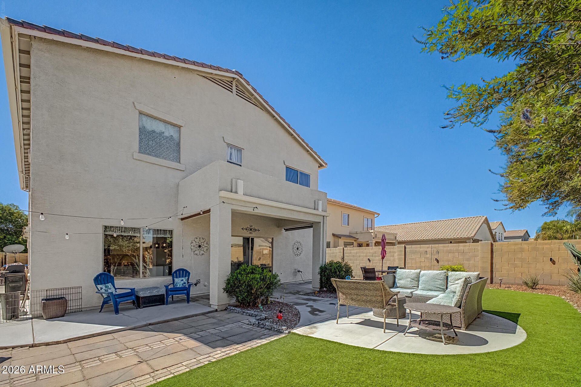 700 W DESERT BASIN Drive