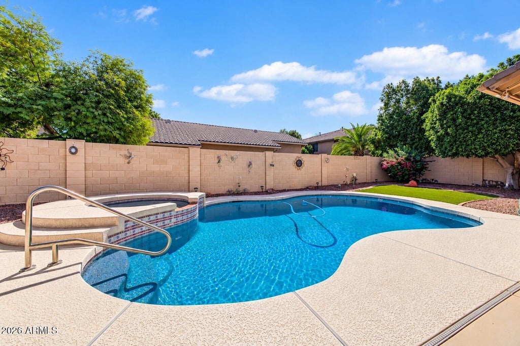 Photo of 6125 W Kimberly Way, Glendale, AZ 85308 (MLS # 7090797)