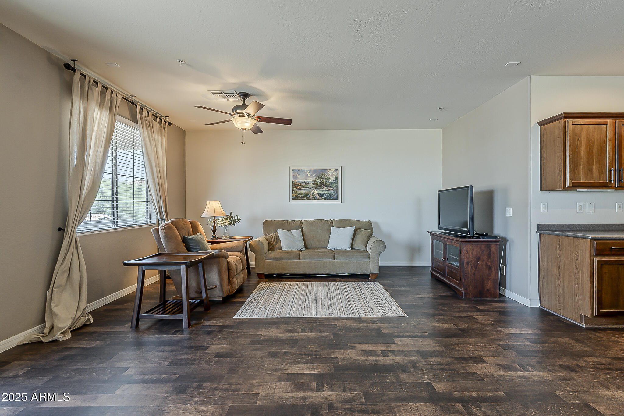 2124 W HUNTER Court 237