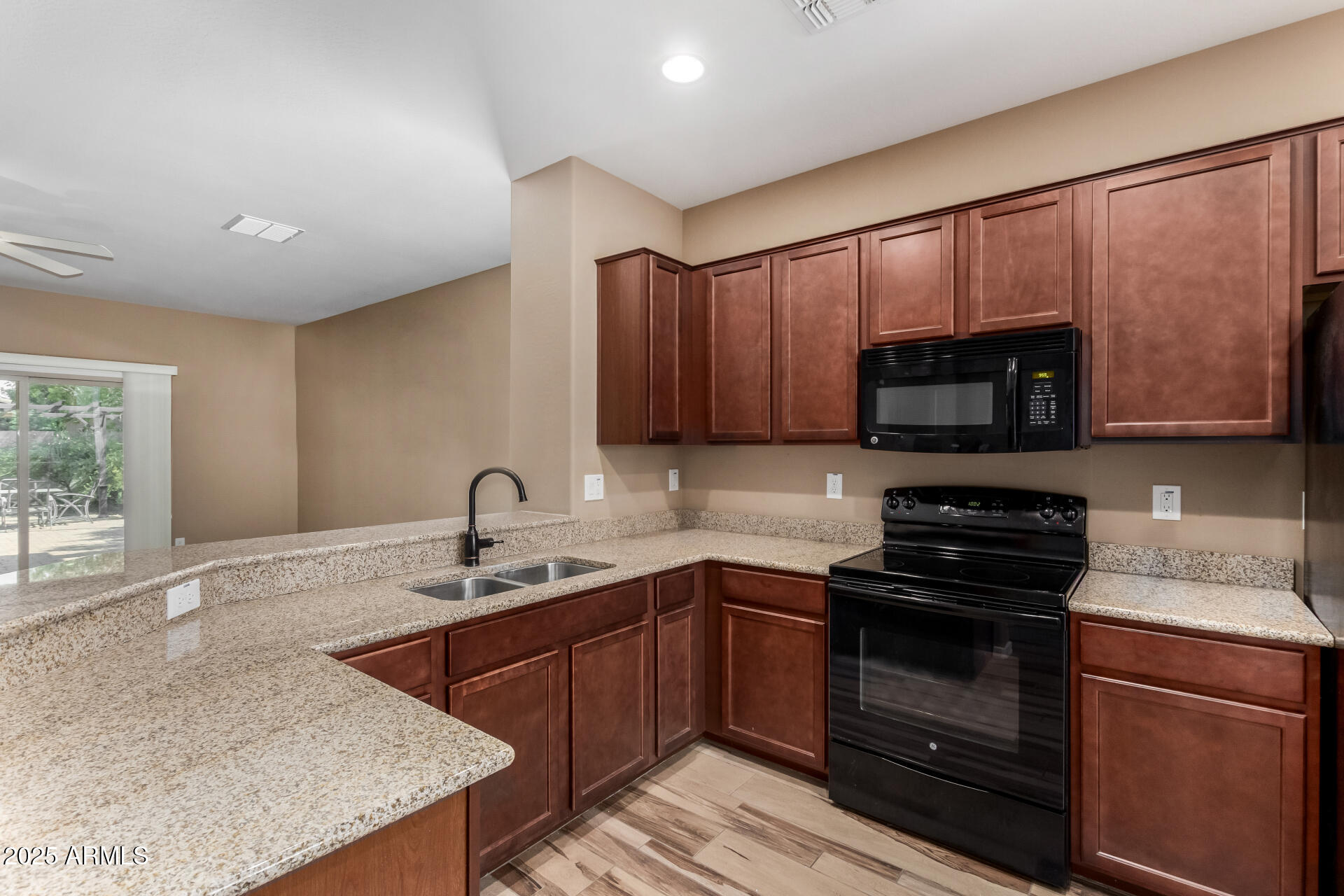1500 W PRINCESS TREE Avenue