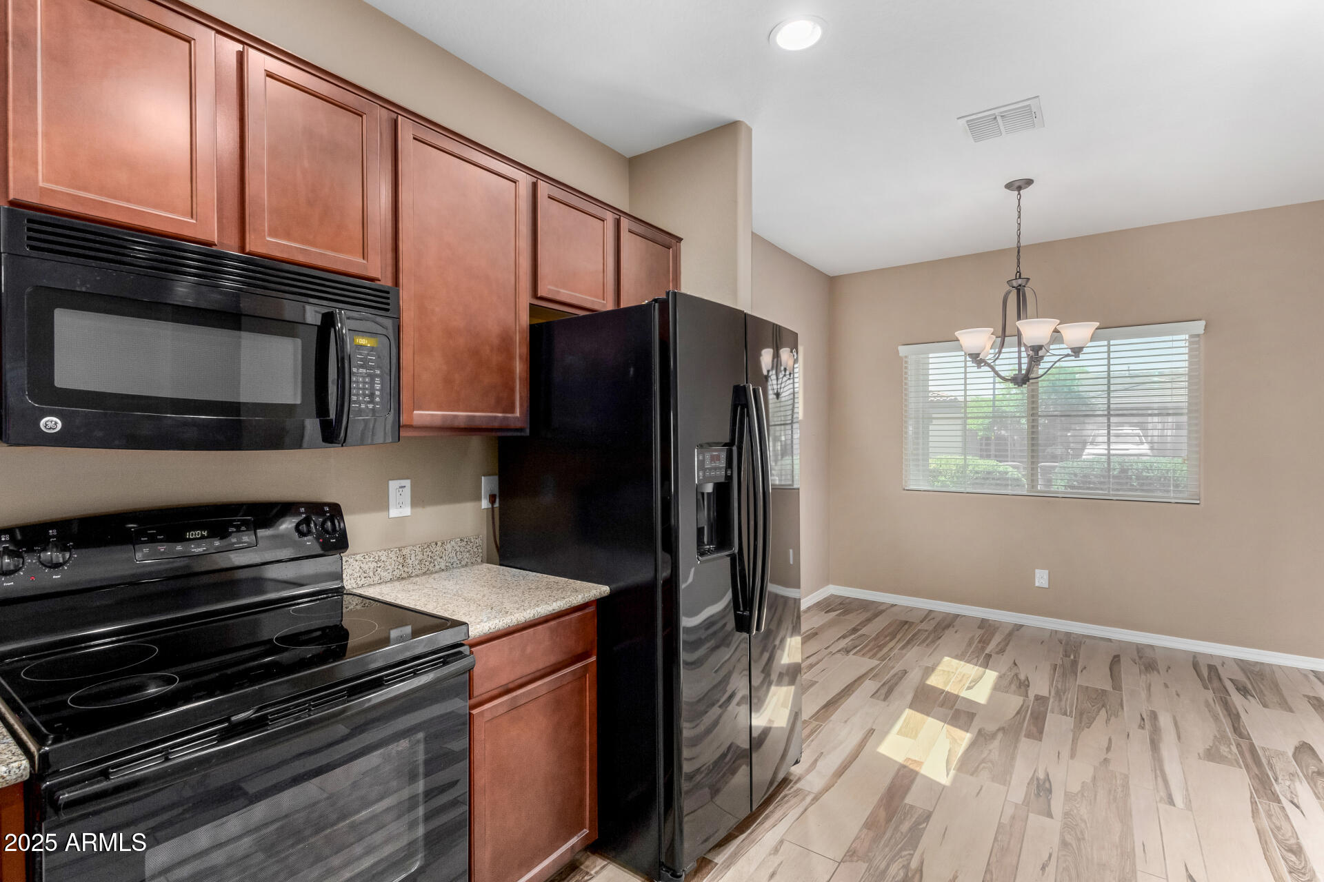 1500 W PRINCESS TREE Avenue