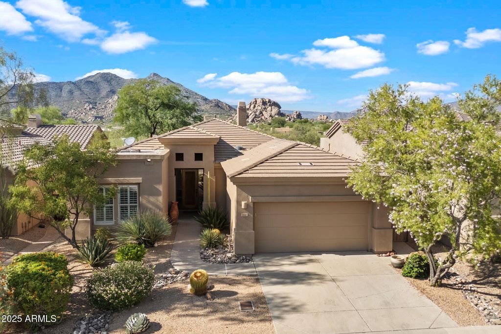 Photo of 7326 E Evening Glow Drive, Scottsdale, AZ 85266 (MLS # 7014691)