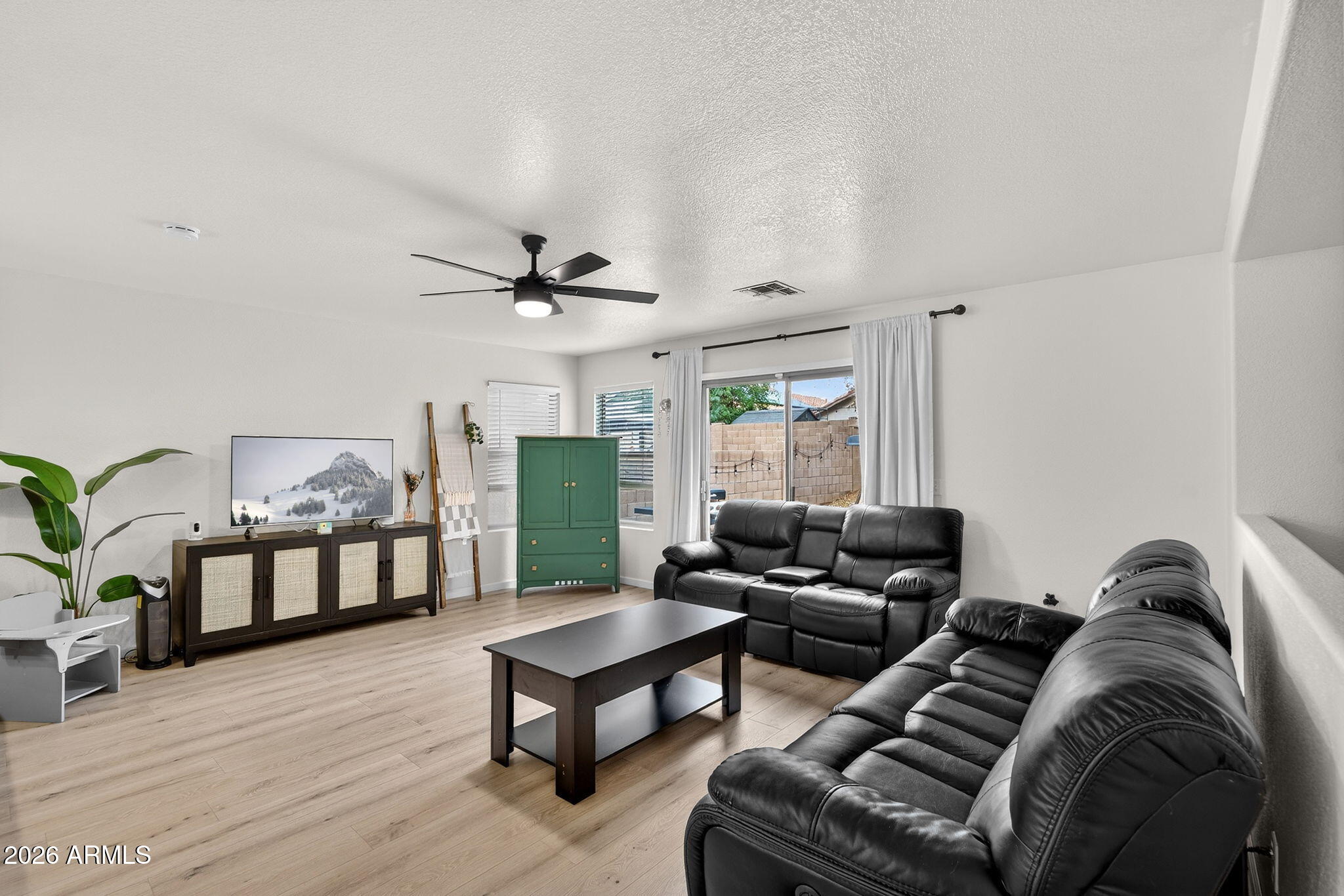 10830 W LOUISE Drive