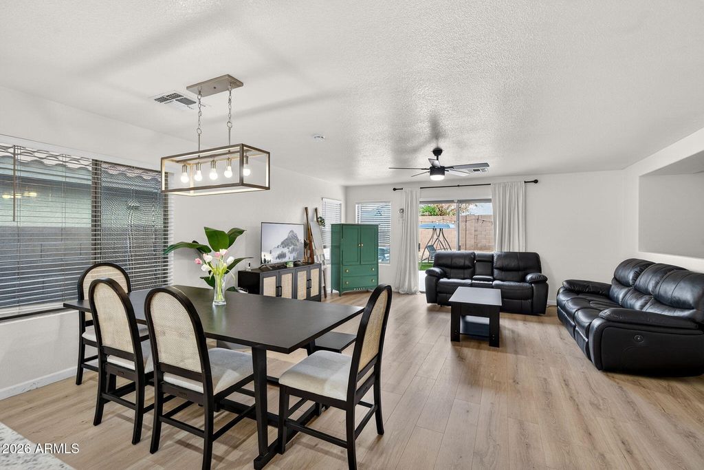 Photo of 10830 W Louise Drive, Peoria, AZ 85373 (MLS # 6985866)