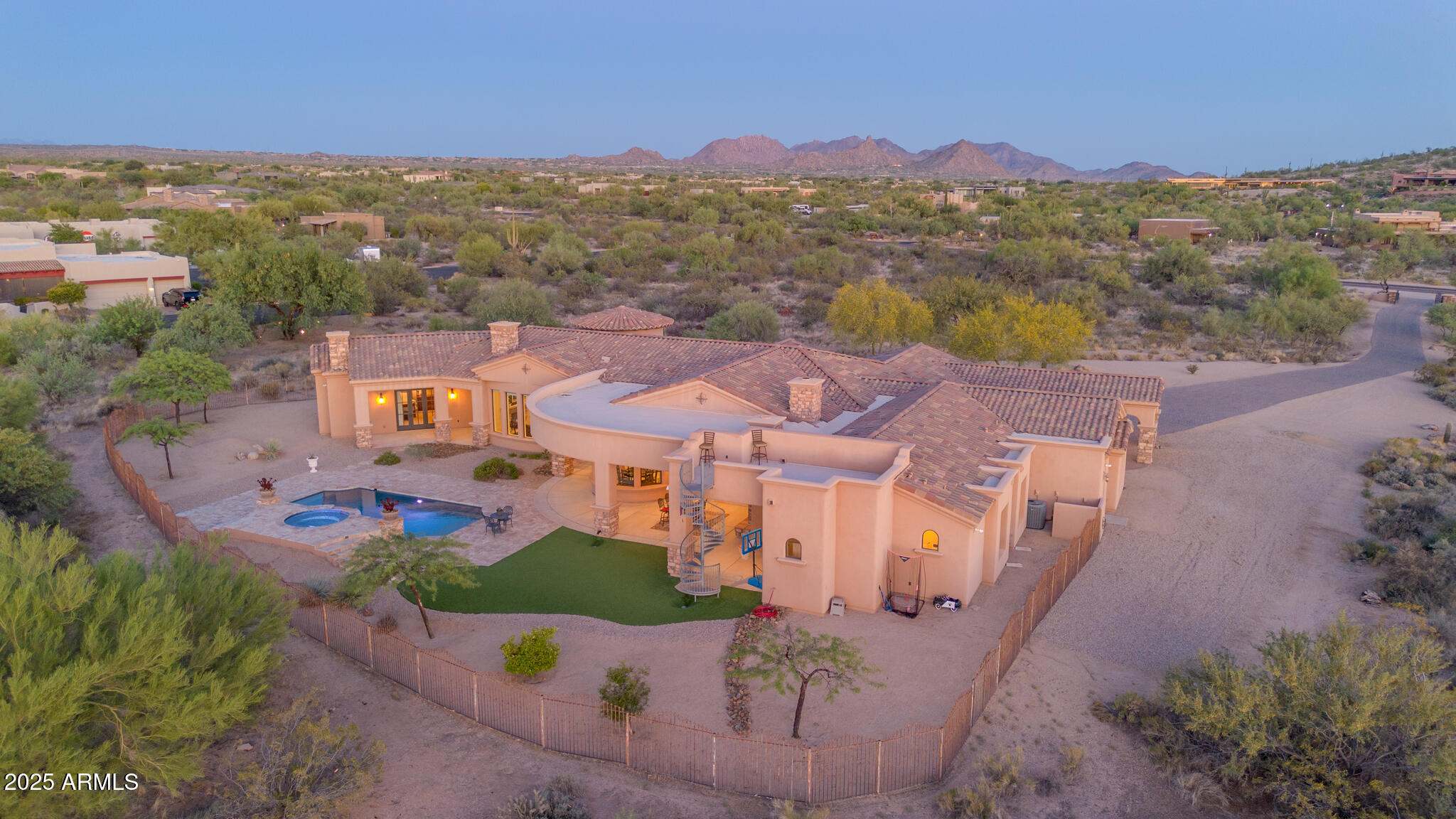 8024 E LONE MOUNTAIN Road