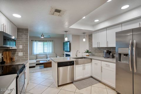 2020 W UNION HILLS Drive 110 Phoenix AZ 85027