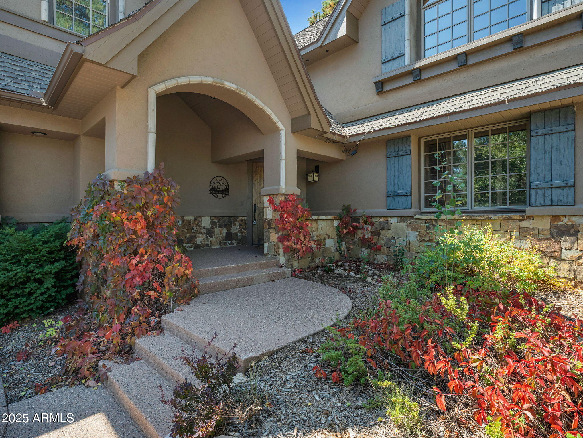 1735 E ELYSIAN Court