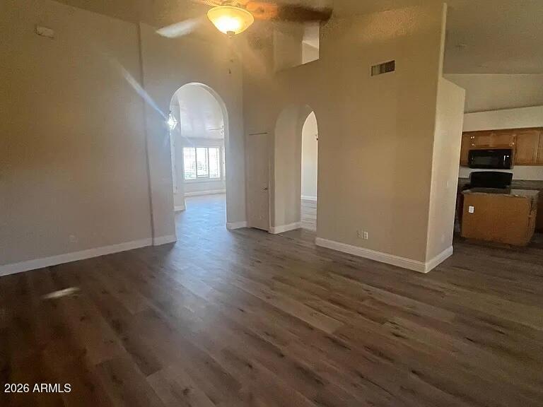 2662 E NORTHRIDGE Street