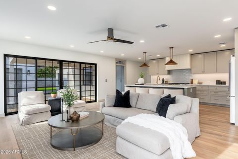 Photo of 5144 N 6th Street, Phoenix, AZ 85012 (MLS # 6979465)