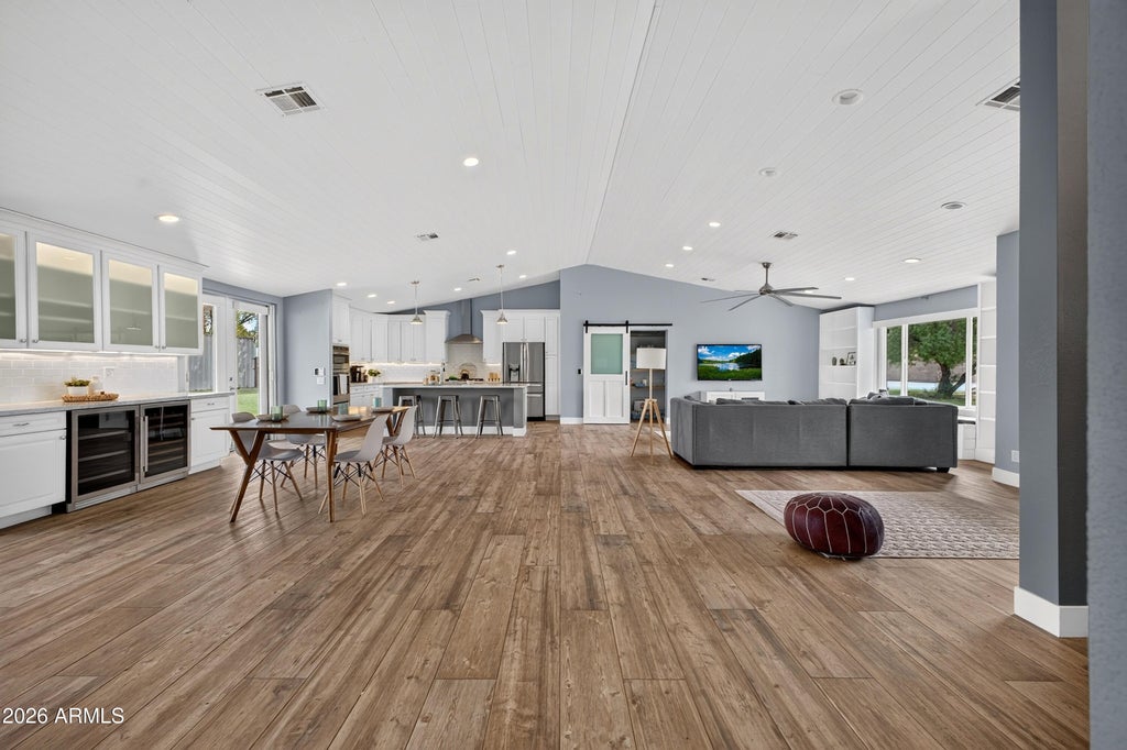 Photo of 1000 E Houston Avenue, Gilbert, AZ 85234 (MLS # 7093888)