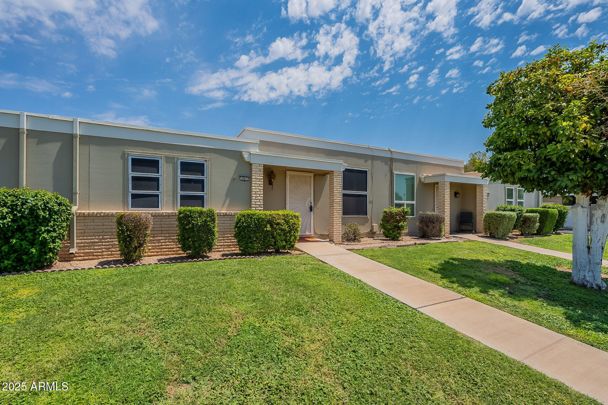 10072 W LANCASTER Drive