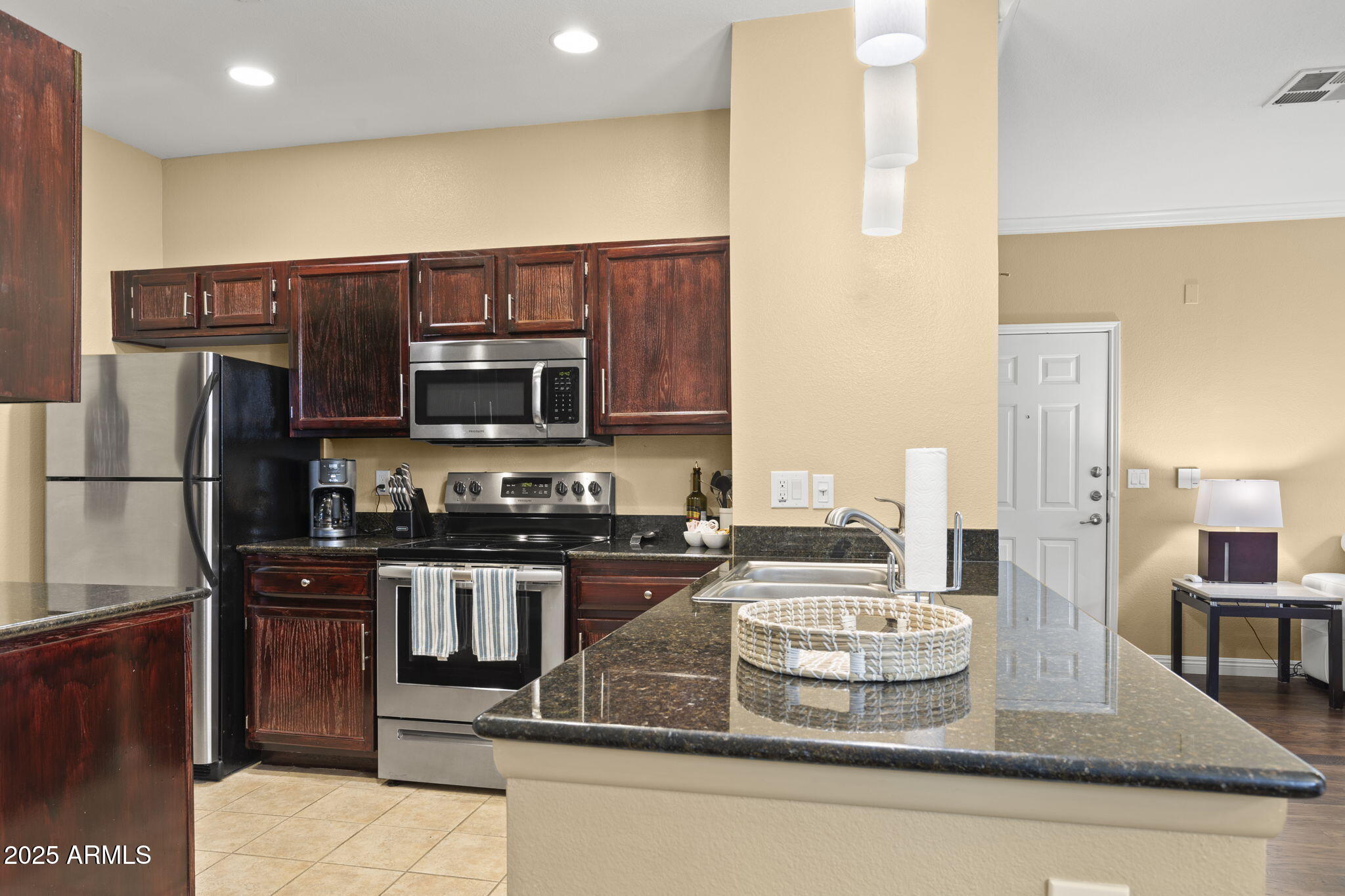 7009 E ACOMA Drive 1168