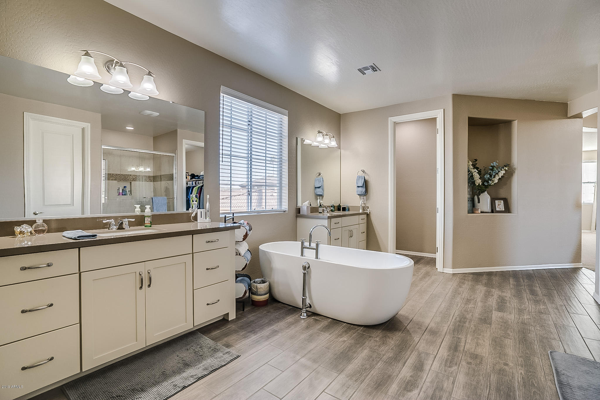 WHITE FENCE ESTATES - Residential