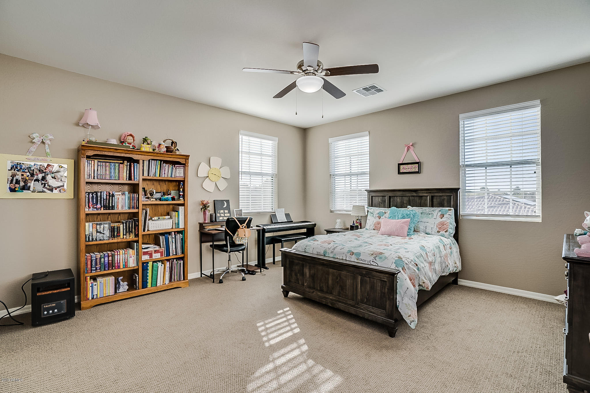 WHITE FENCE ESTATES - Residential