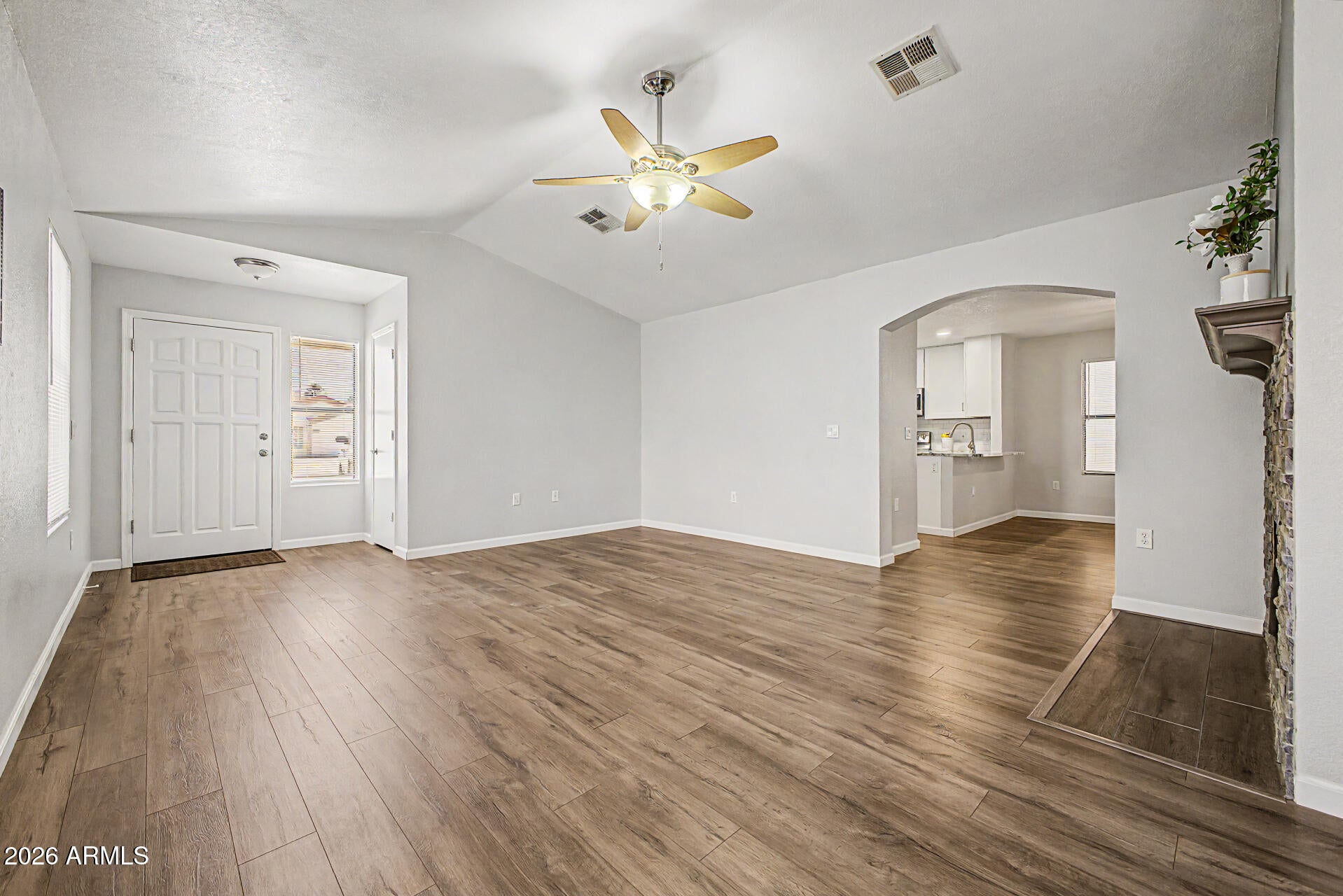 1510 E Mineral Road