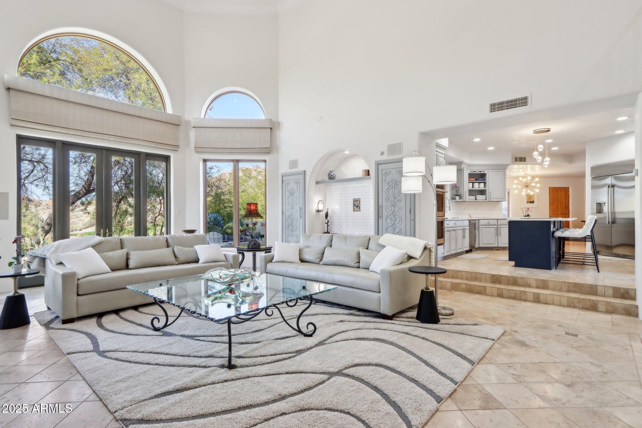 10420 E MORNING VISTA Lane
