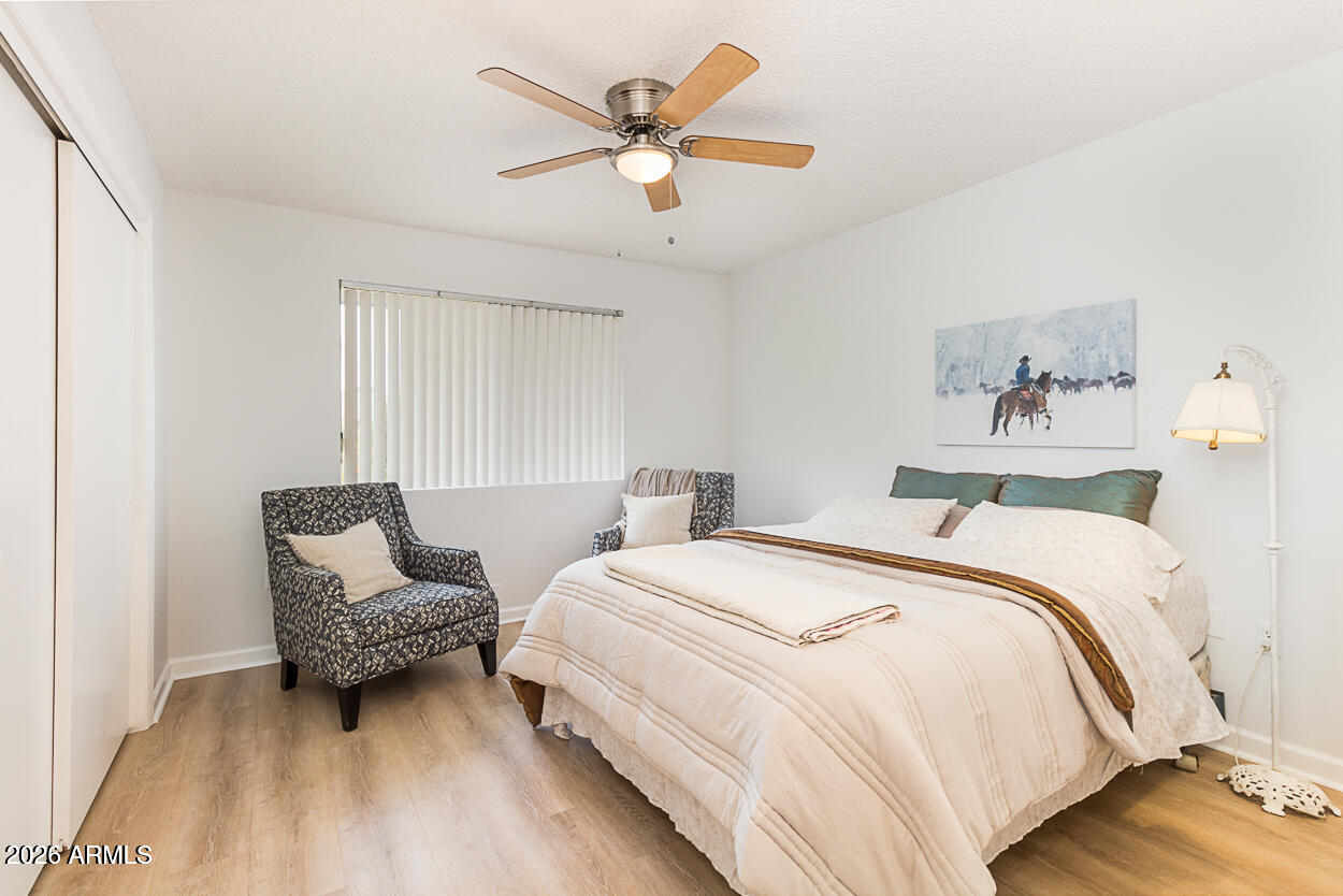 SUN CITY WEST UNIT 11 MCR 205-50 LOT 0250 TOG W A N UNDIV 1-64 INT IN TR F - Residential