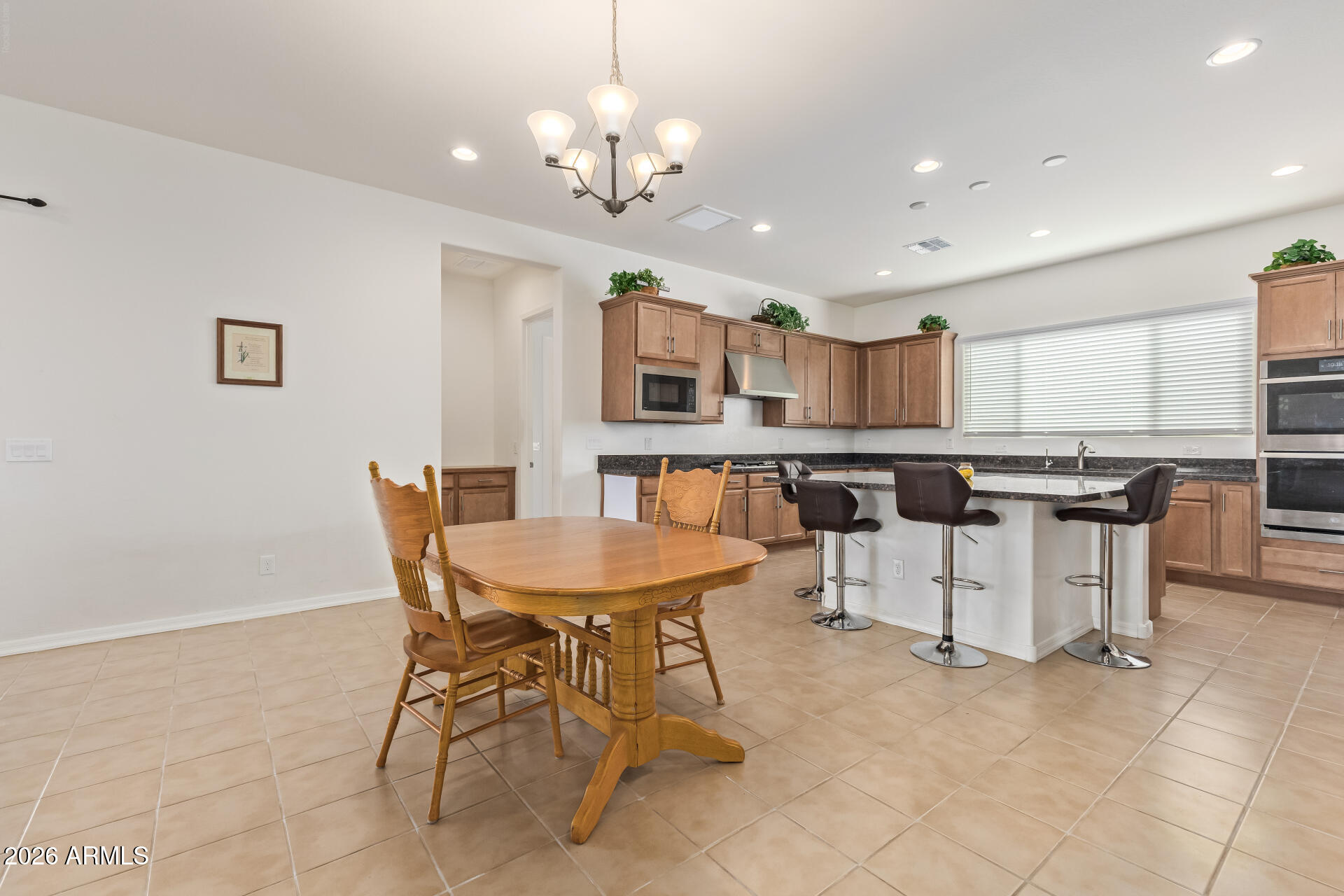 20520 W COLLEGE Drive