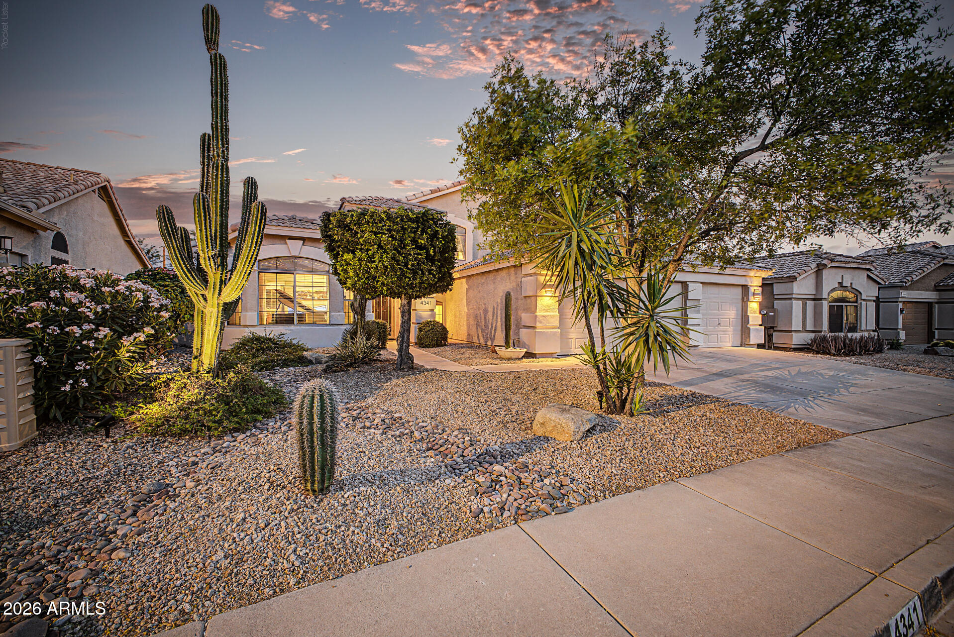 4341 E MORNING VISTA Lane