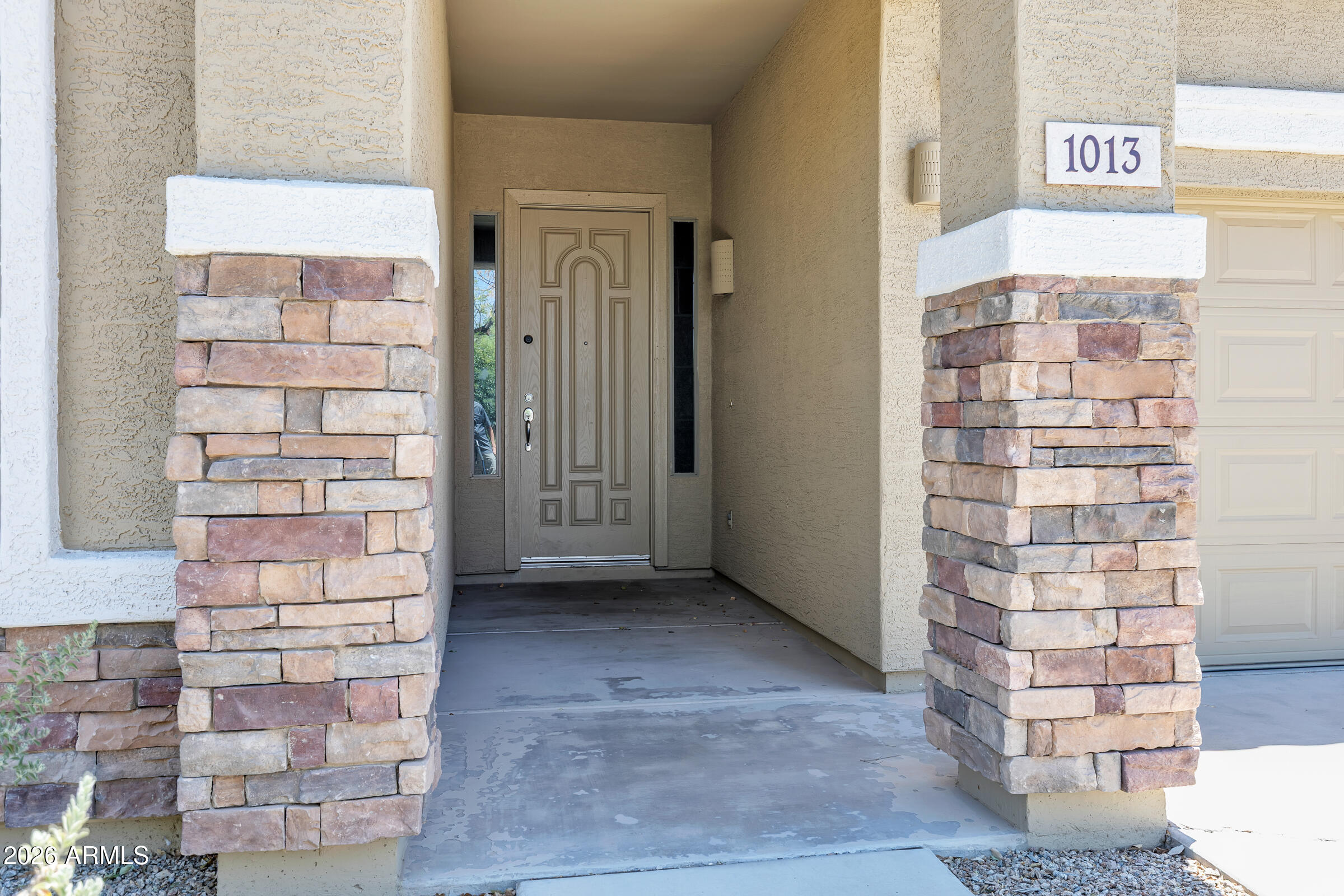 1013 W AYRSHIRE Trail