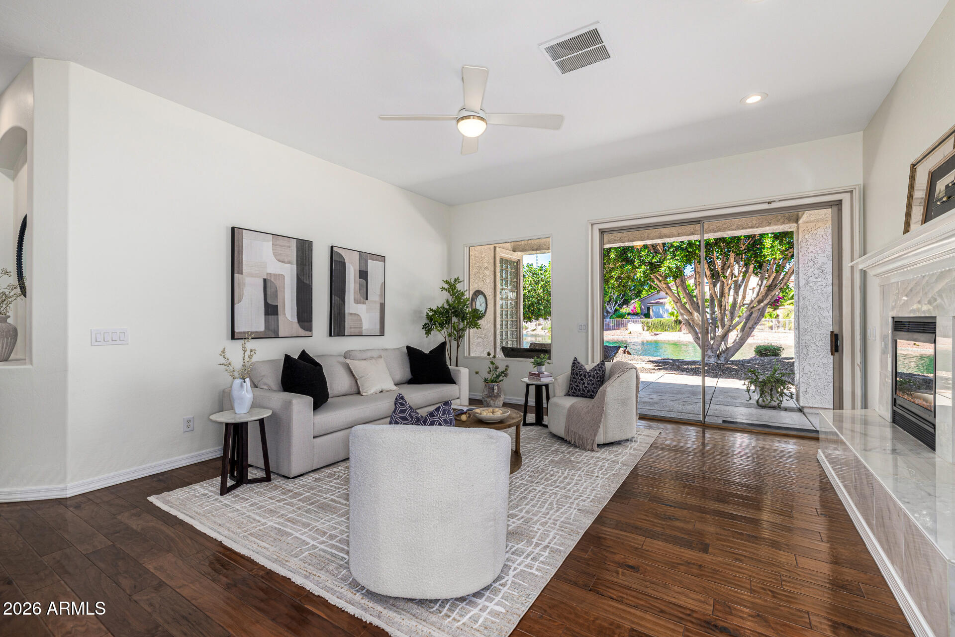 7034 W ROSE GARDEN Lane