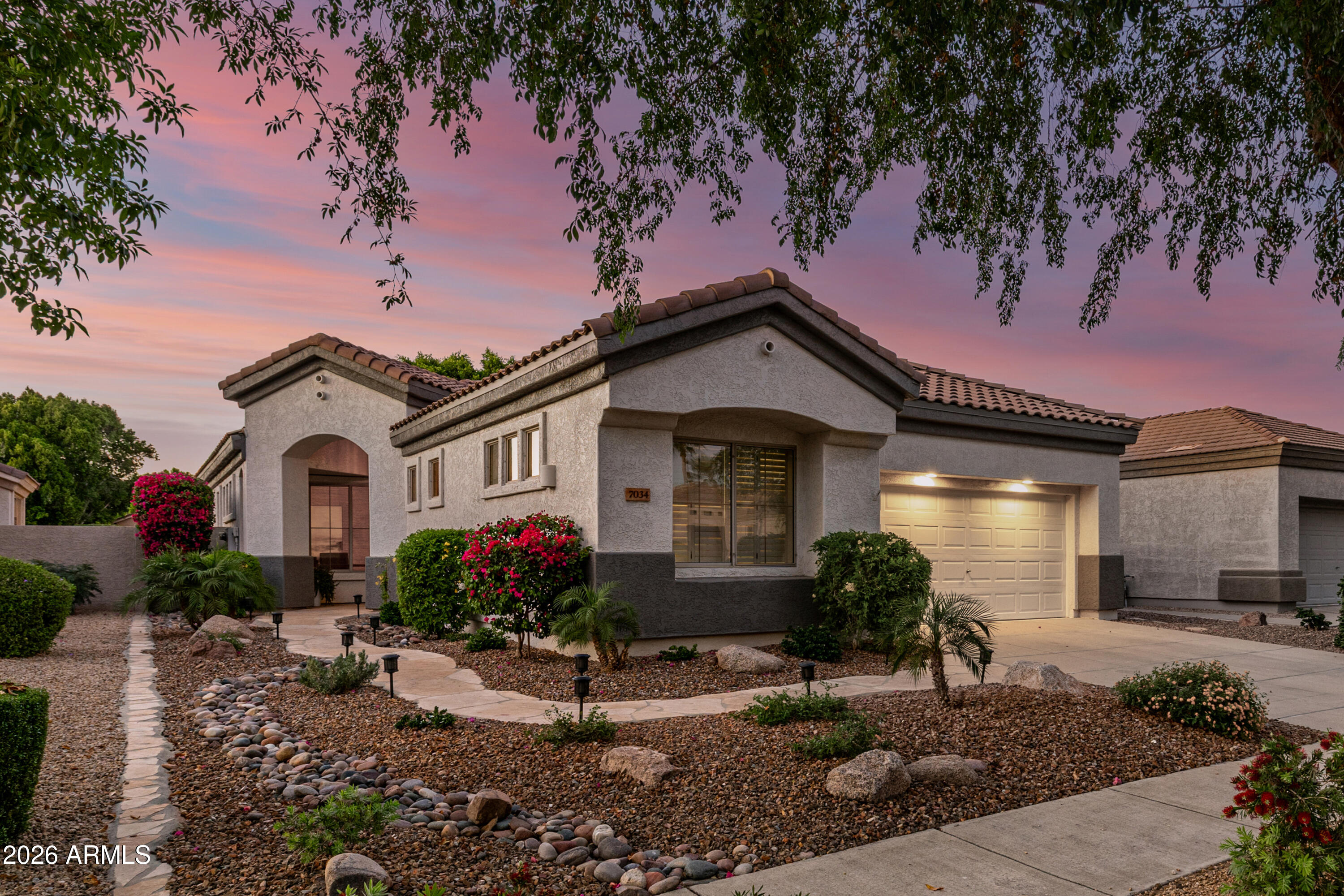 7034 W ROSE GARDEN Lane