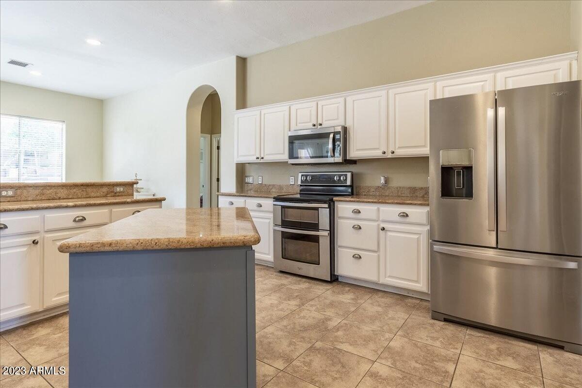 REMINGTON PARK WEST ESTATES - Residential