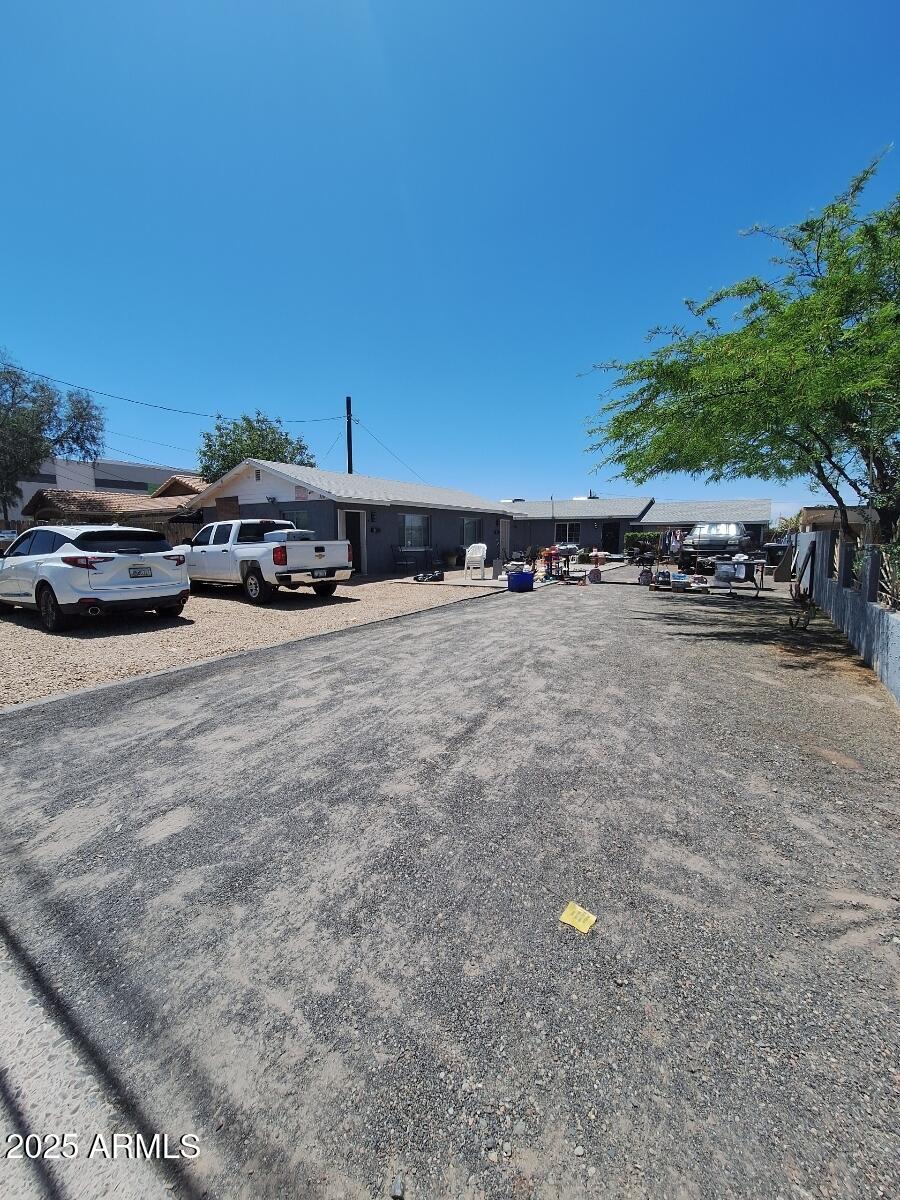 110 N 33RD Avenue