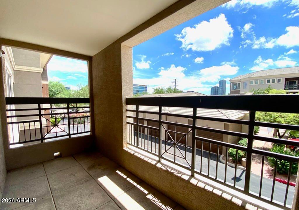 425 W RIO SALADO Parkway 112