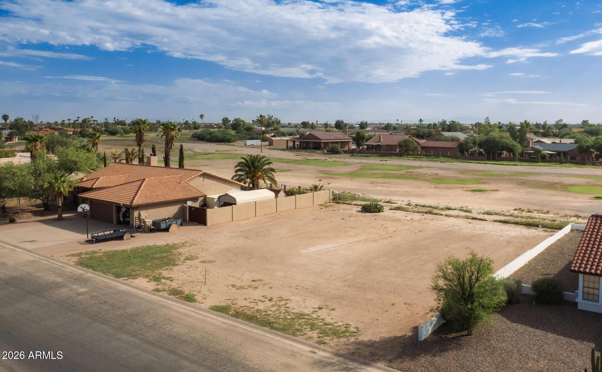 14685 S COUNTRY CLUB Way 869