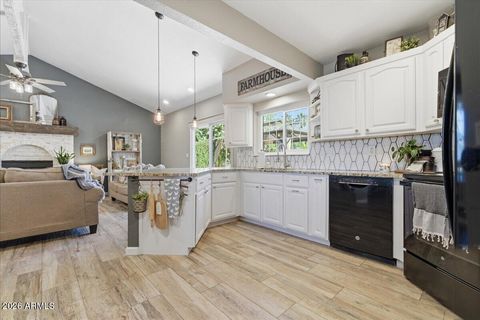 41 S KENNETH Place Chandler AZ 85226