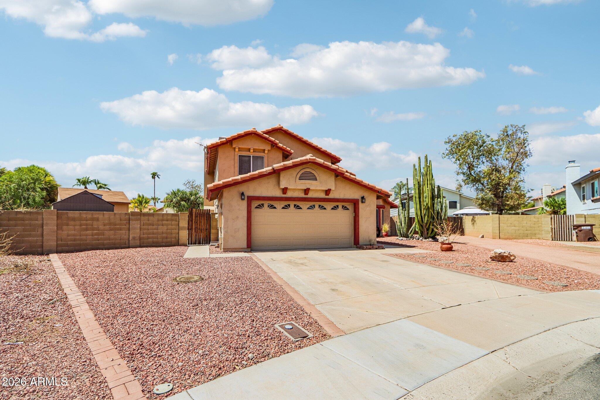 6932 W CHARTER OAK Road